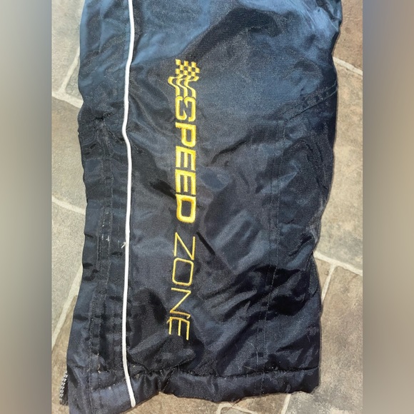 Ungava super warm snowmobile suit, two pieces. I extra warm. water/wind proof. - Picture 8 of 16